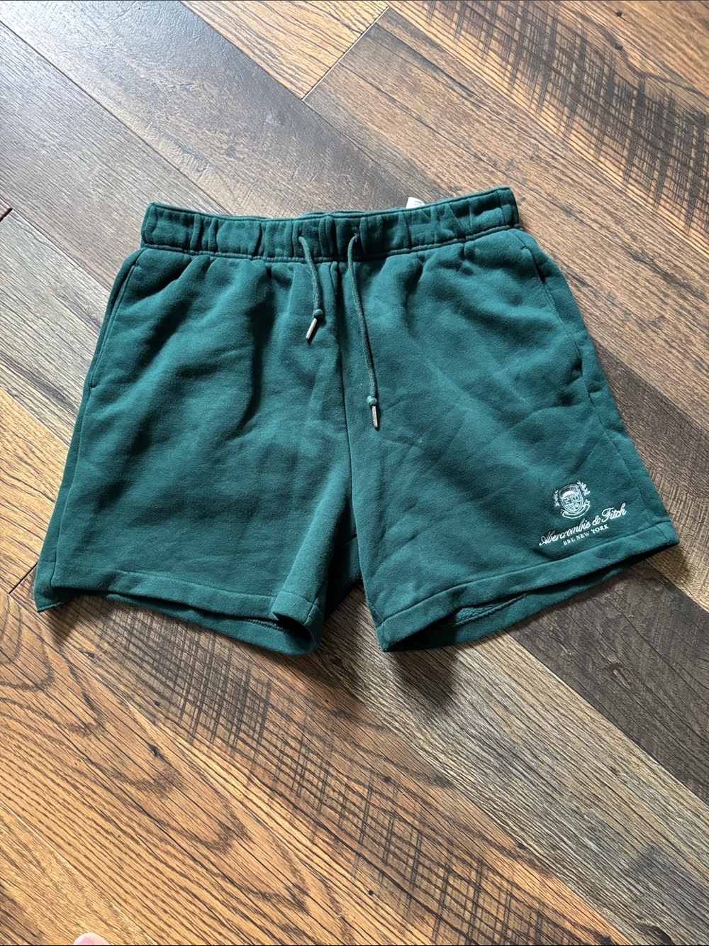 Abercrombie & Fitch Forest Green Soft A&F Relaxed Fit Sweat Short Fleece Size L - Picture 2 of 7